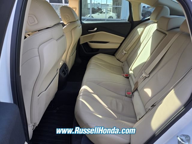 Used 2023 Acura TLX w/ Technology Package FWD image 9