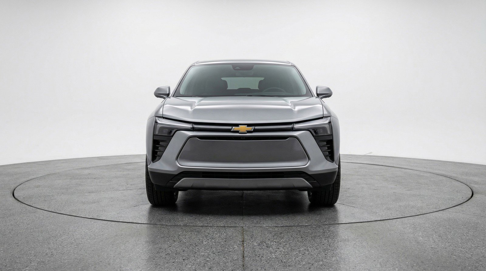 Used 2025 Chevrolet Blazer LT FWD image 2