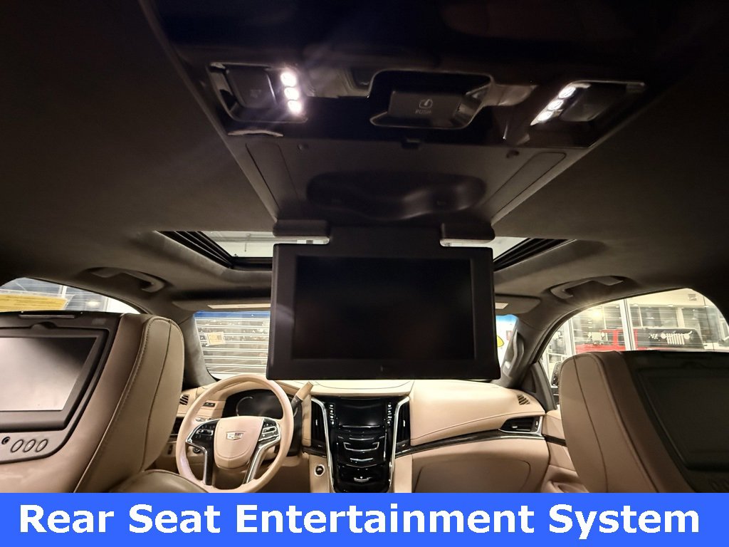 Used 2019 Cadillac Escalade Platinum image 18