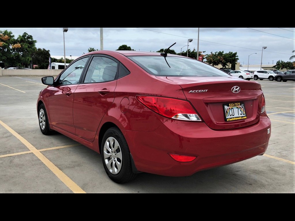 Used 2015 Hyundai Accent GLS image 6
