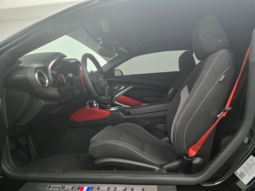 Used 2022 Chevrolet Camaro SS image 16