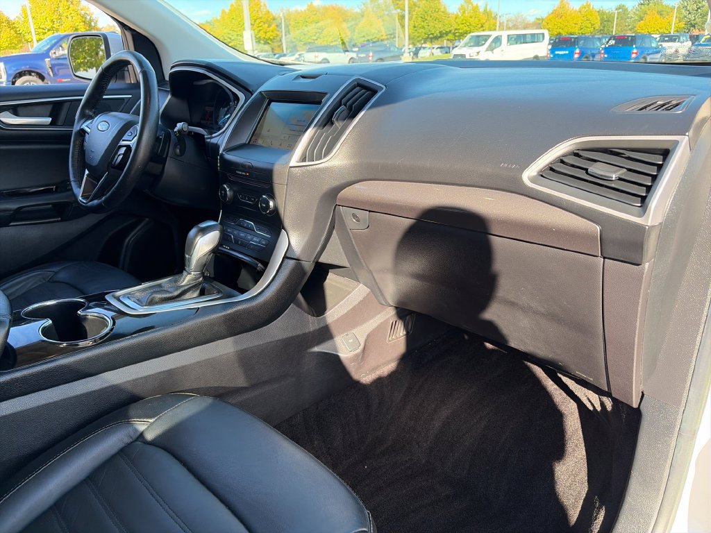 Used 2017 Ford Edge SEL w/ Equipment Group 201A AWD/4WD image 10