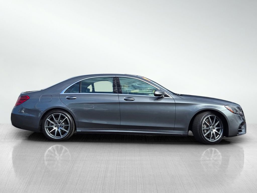 Used 2019 Mercedes-Benz S 560 Sedan image 3