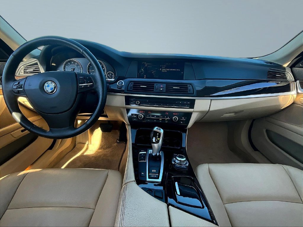 Used 2013 BMW 535i Sedan RWD image 9