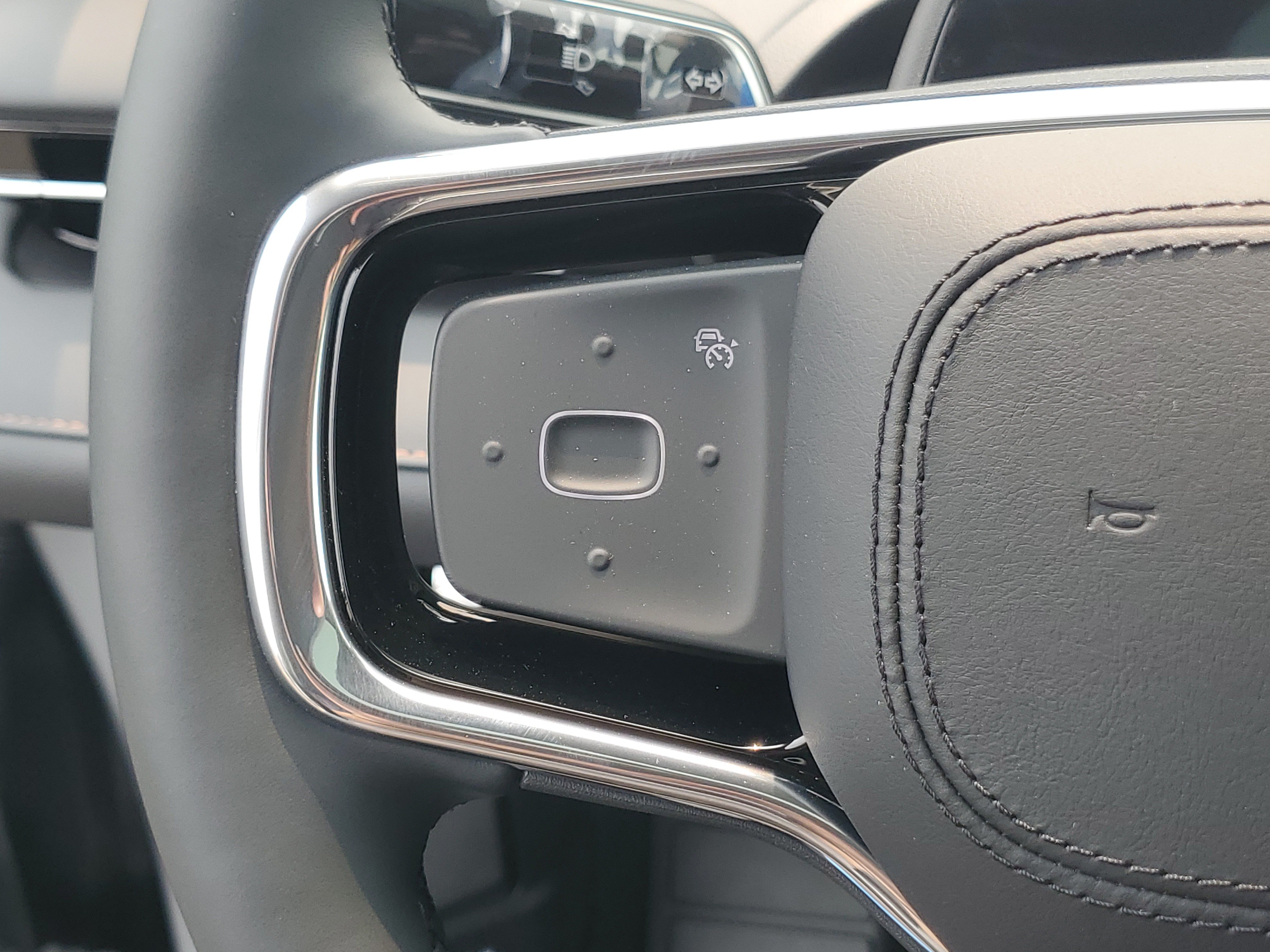 New 2026 Lincoln Nautilus Reserve AWD/4WD image 17