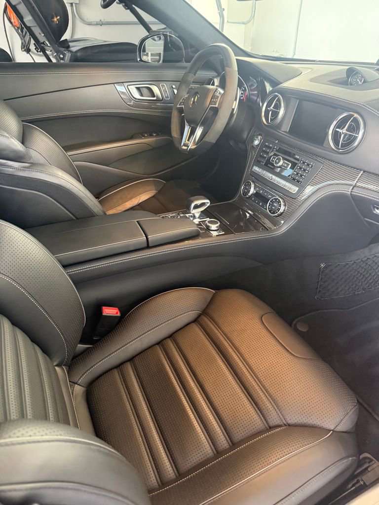 Used 2014 Mercedes-Benz SL 63 AMG image 23