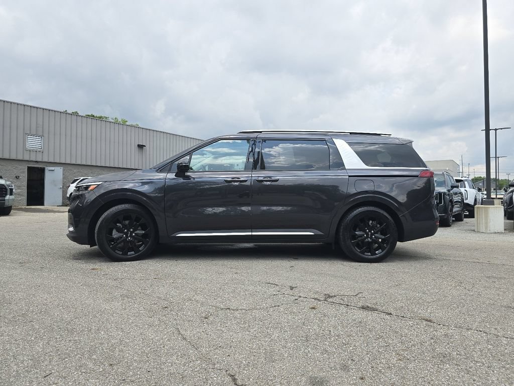 Used 2024 Kia Carnival SX Prestige FWD image 12