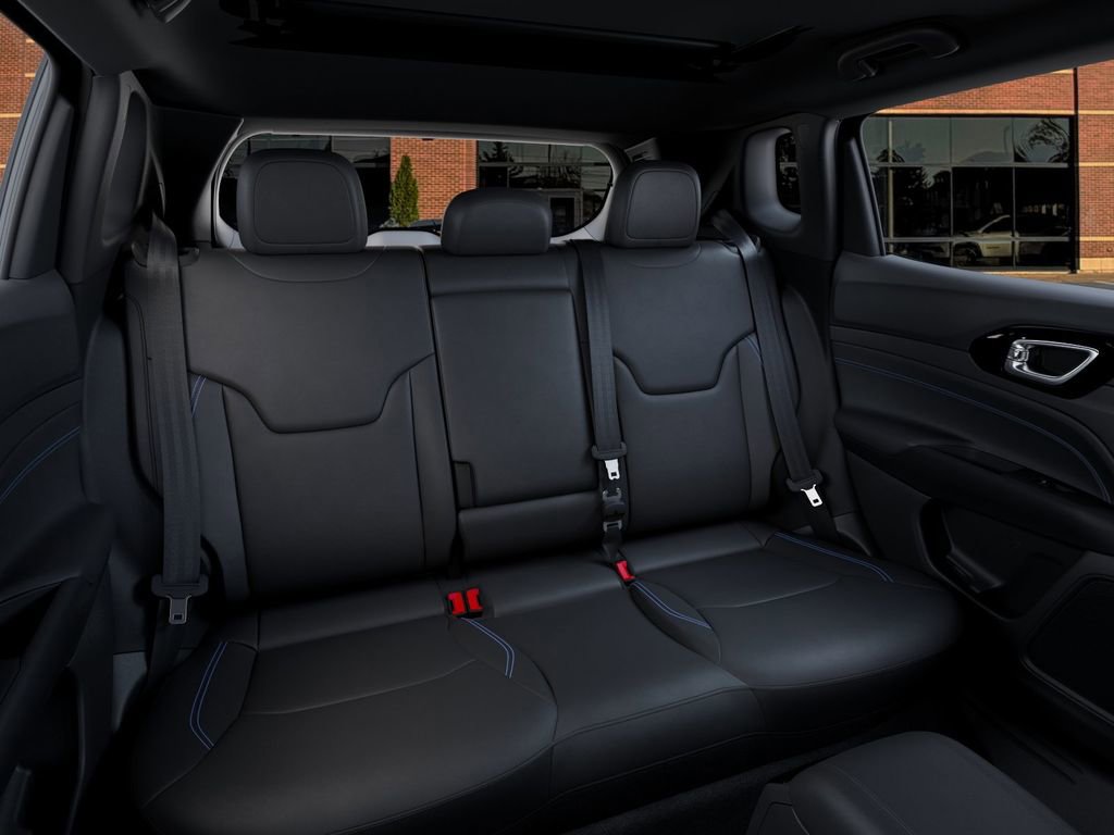 New 2026 Jeep Compass Limited image 15
