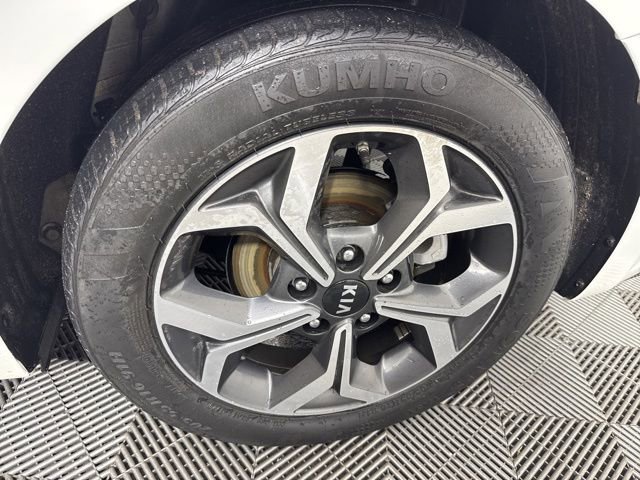 Used 2021 Kia Forte LXS image 14