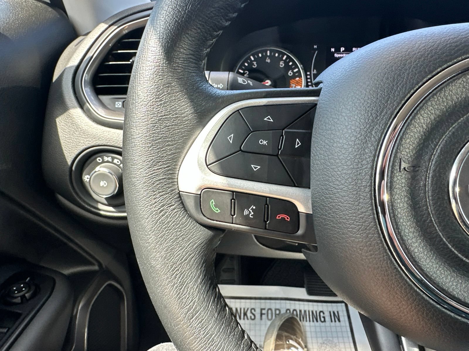 Used 2023 Jeep Renegade Latitude w/ Premium Group AWD/4WD image 43