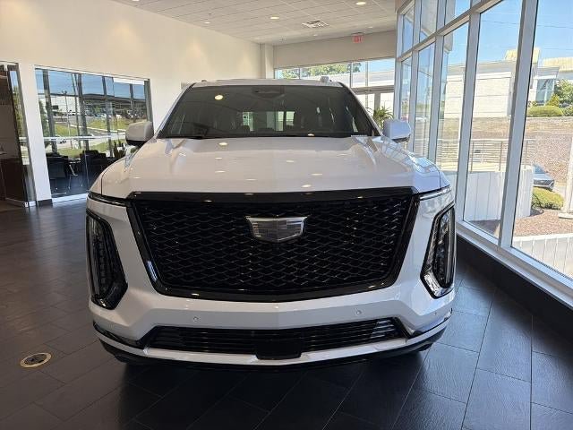 Certified 2026 Cadillac Escalade Platinum Sport w/ LPO, ONYX Package AWD/4WD image 2