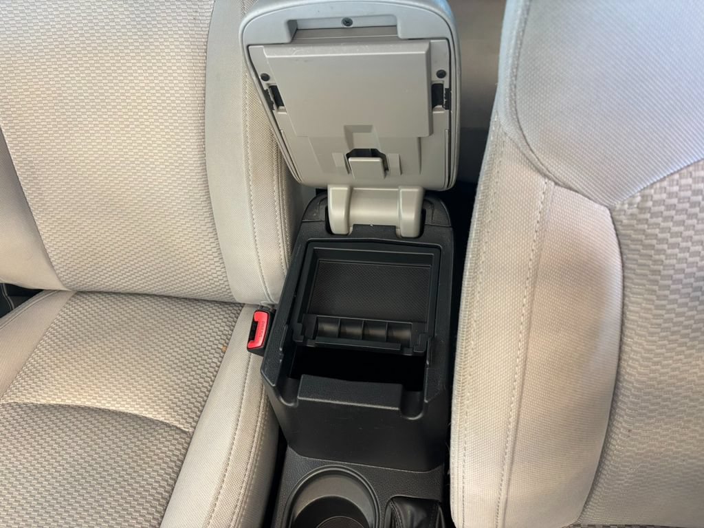 Used 2017 Subaru Forester 2.5i Premium w/ Popular Package #2A AWD/4WD image 20