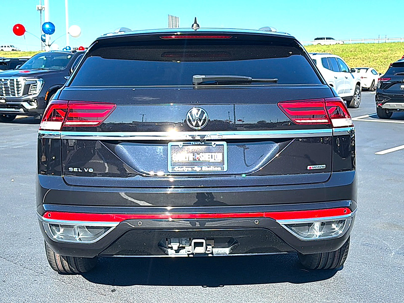 Used 2022 Volkswagen Atlas Cross Sport SEL Premium R-Line w/ Cross Sport MDO Package AWD/4WD image 7