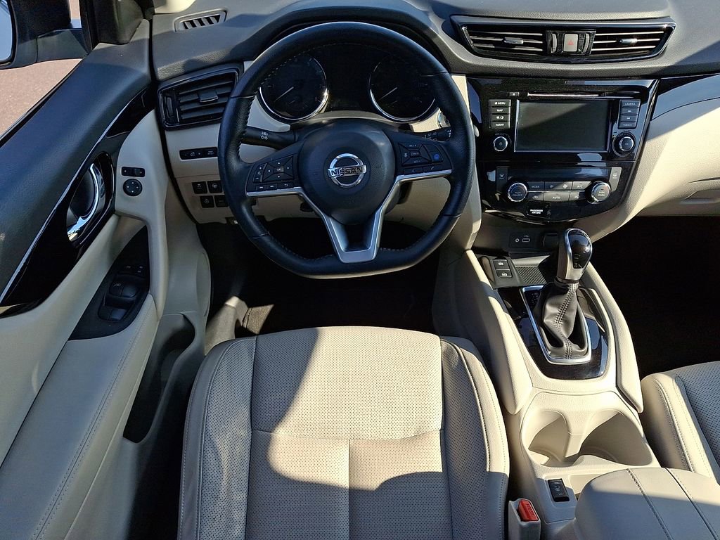 Certified 2022 Nissan Rogue Sport SL image 11