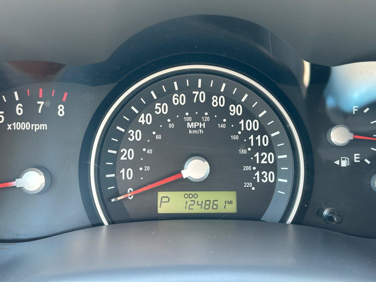 Used 2009 Kia Sedona LX w/ PWR Pkg FWD image 29