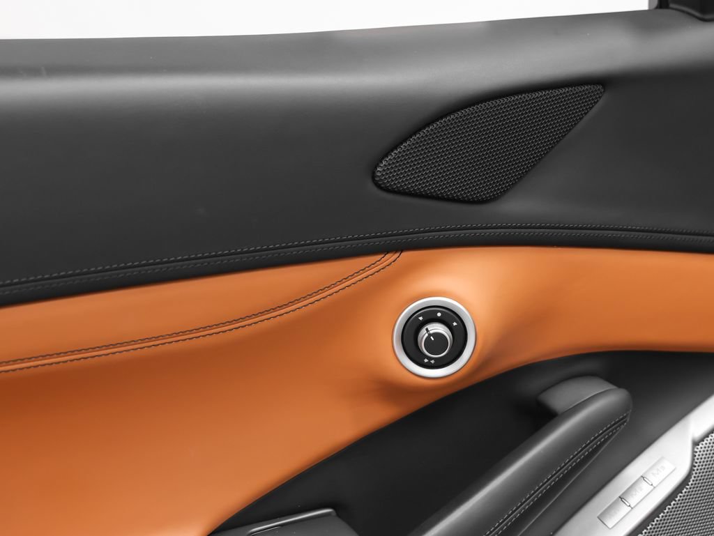 Certified 2019 Ferrari Portofino RWD image 76