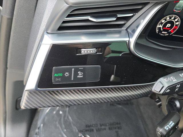 Certified 2025 Audi RS Q8 performance AWD/4WD image 34