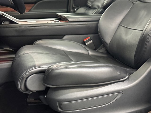 Used 2024 Lincoln Navigator Reserve image 19