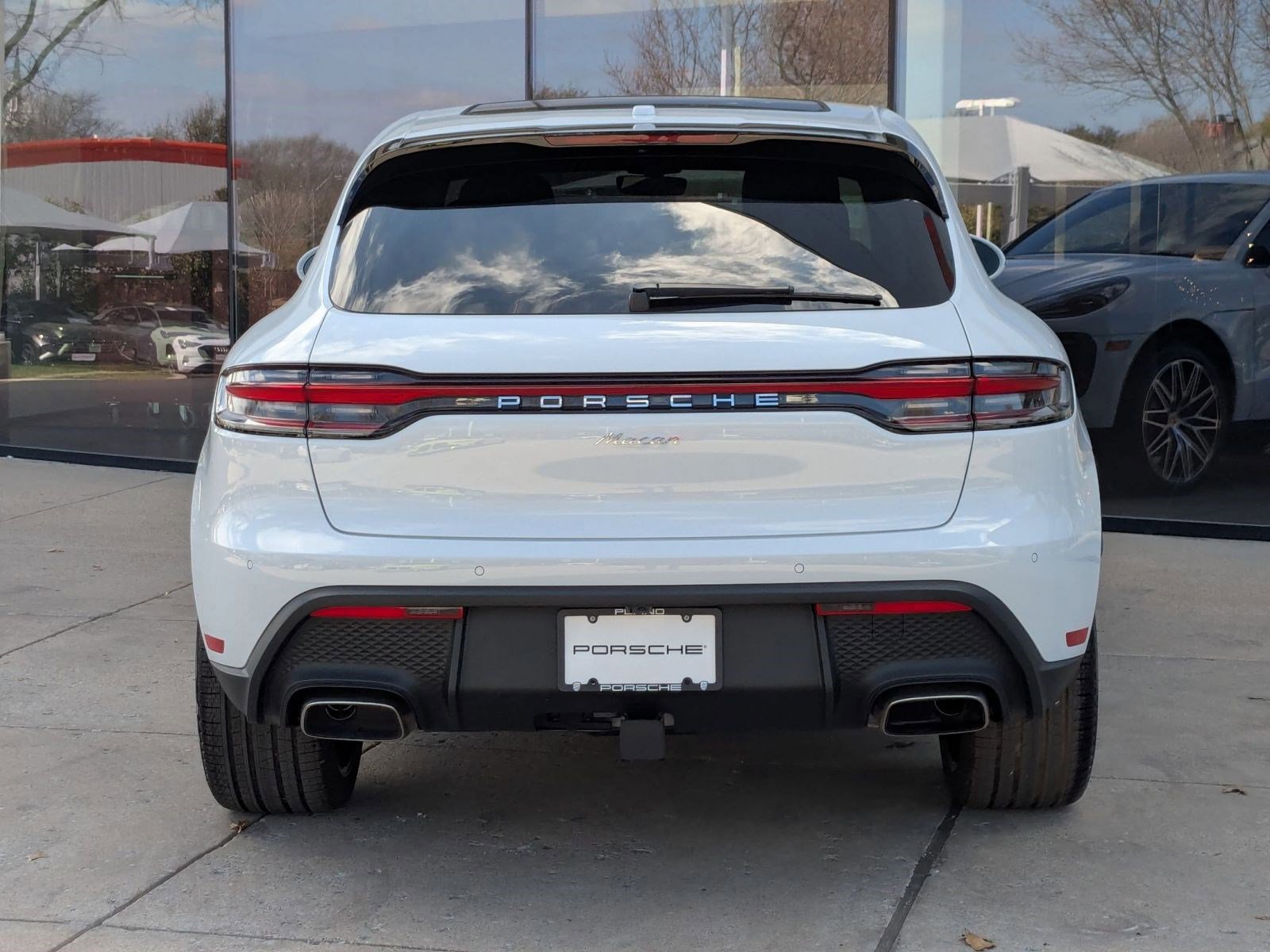 New 2026 Porsche Macan image 10