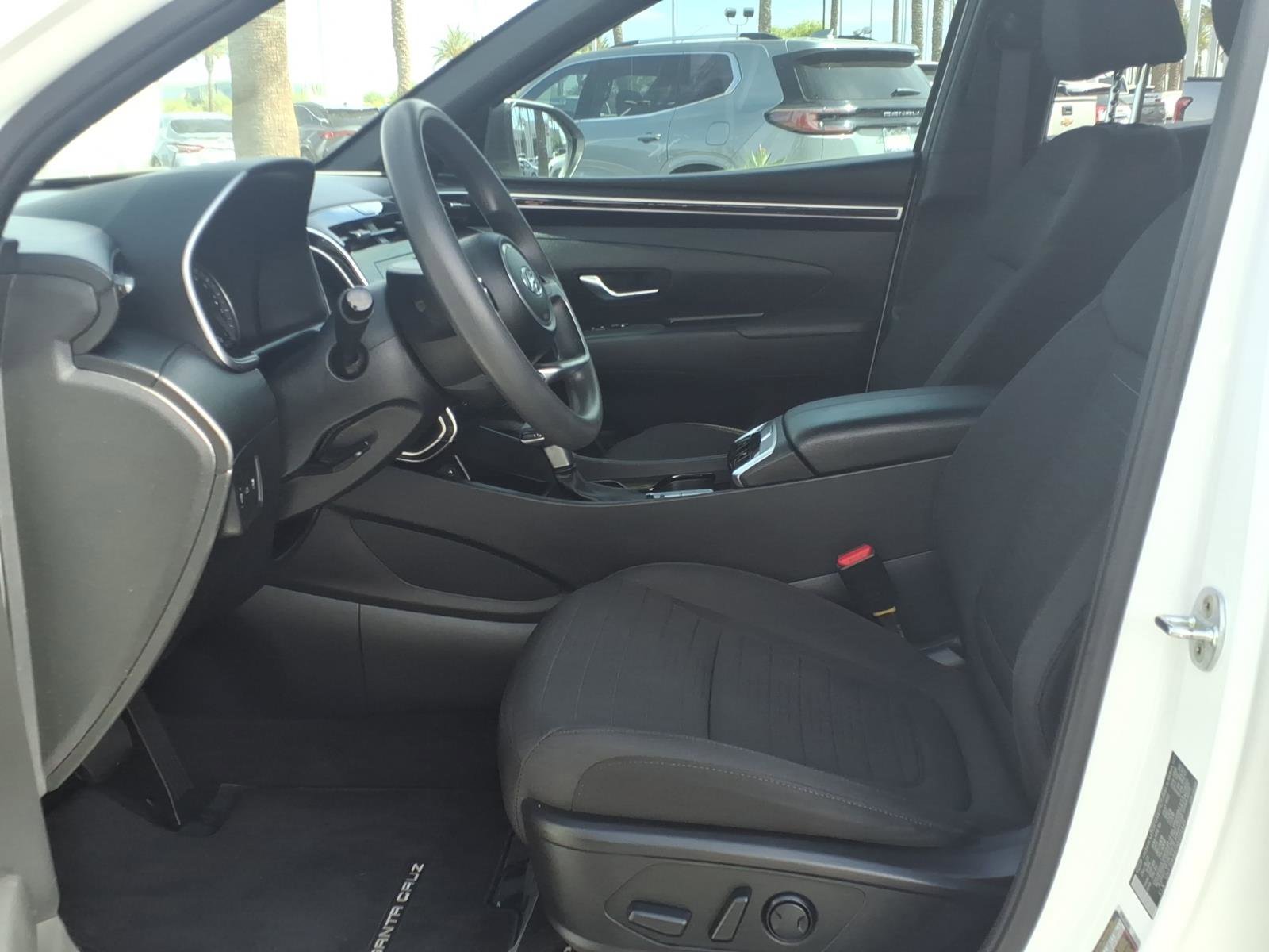 Used 2022 Hyundai Santa Cruz SEL image 15