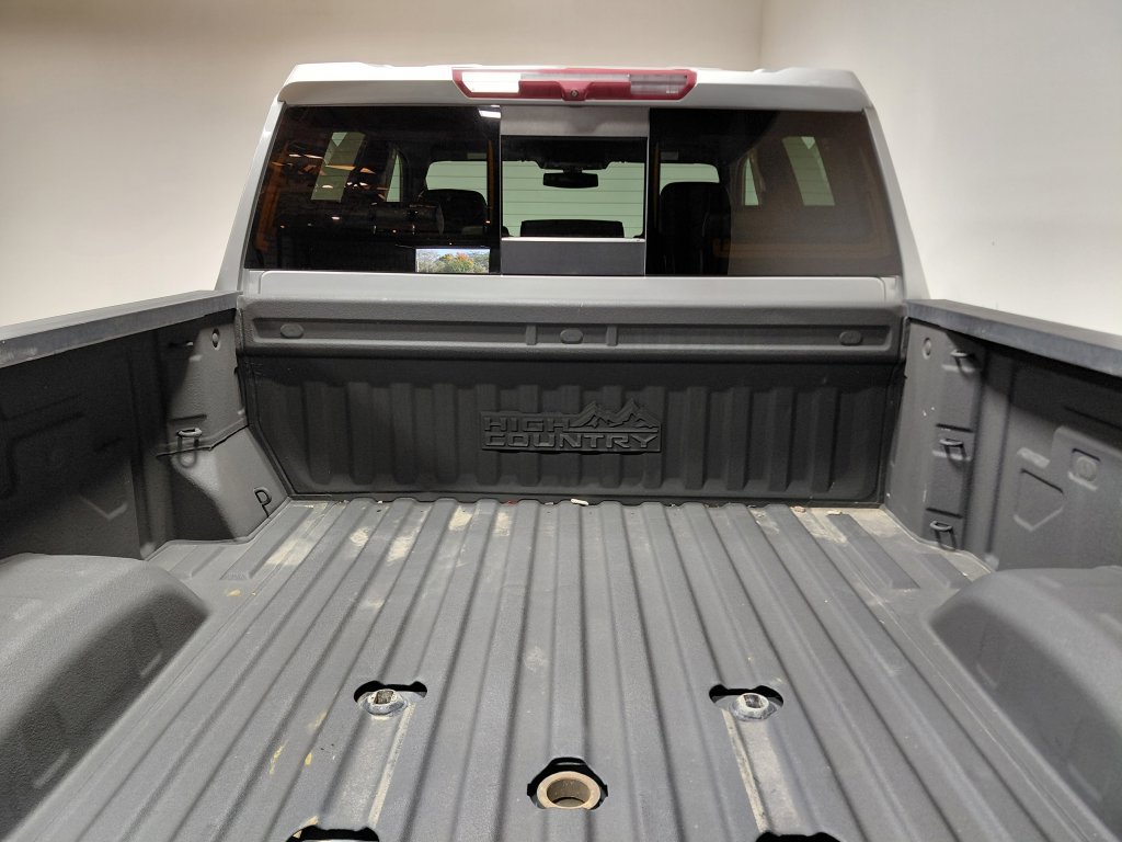 Used 2022 Chevrolet Silverado 2500 High Country AWD/4WD image 22