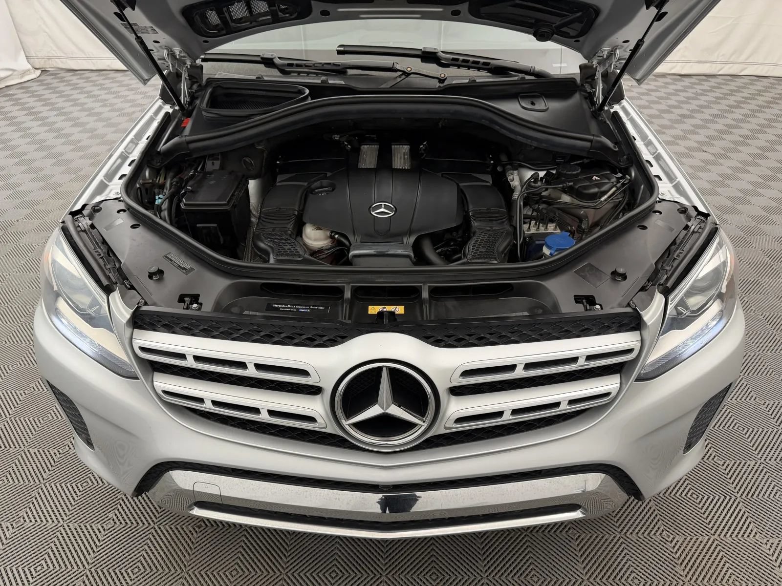 Used 2017 Mercedes-Benz GLS 450 4MATIC image 47