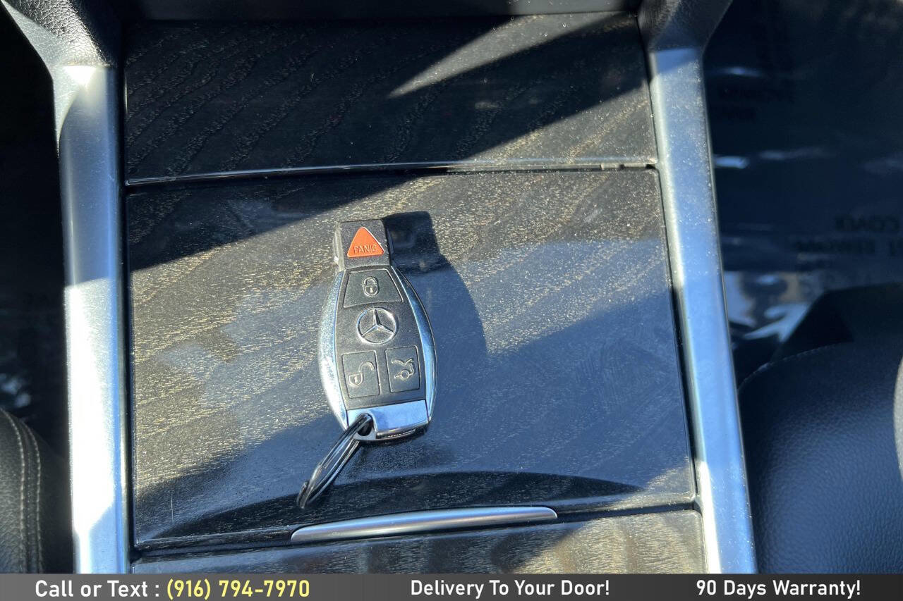 Used 2016 Mercedes-Benz E 350 E 350 4MATIC AWD 4dr Sedan image 17