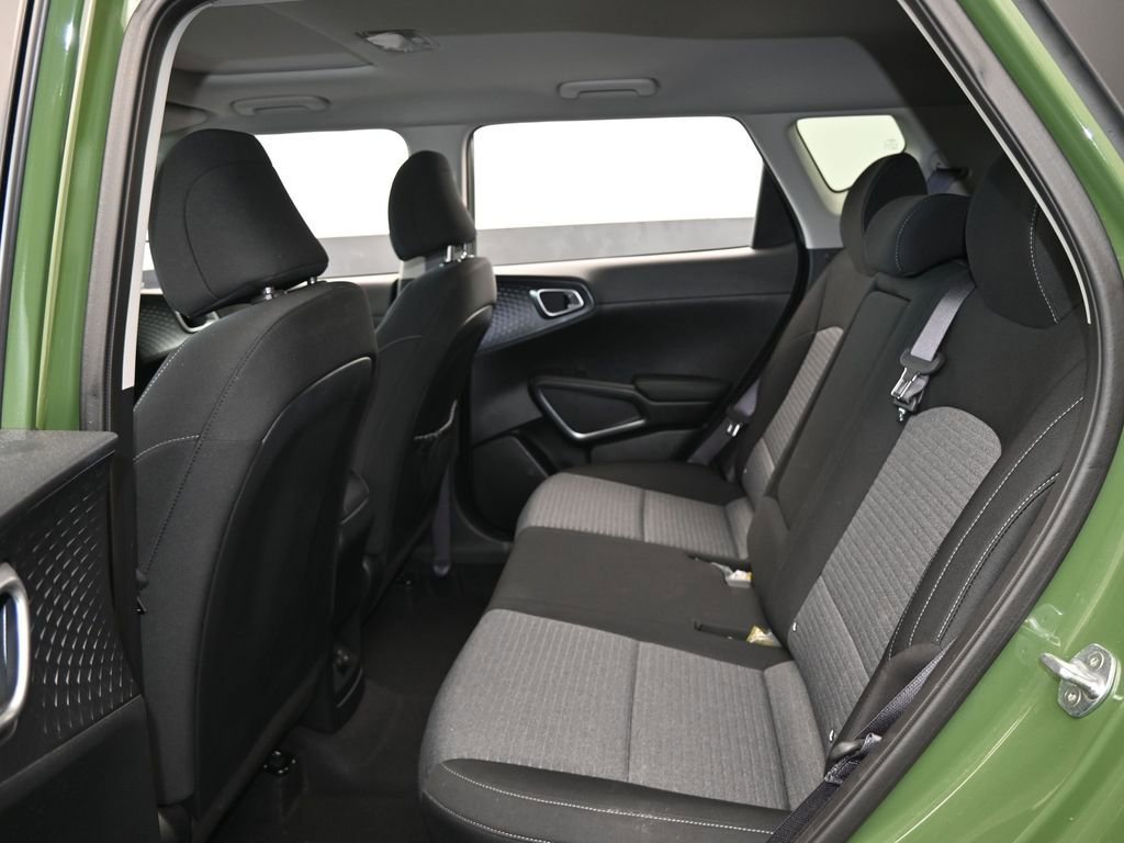 Used 2022 Kia Soul EX image 34