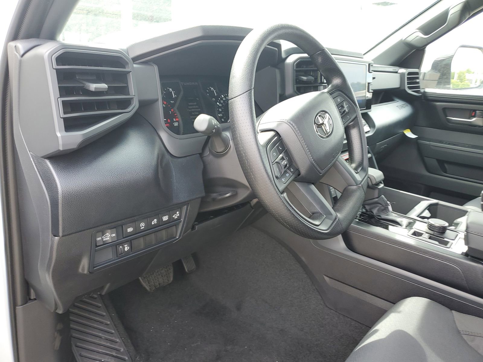 Certified 2026 Toyota Tundra SR5 w/ SX Package AWD/4WD image 18