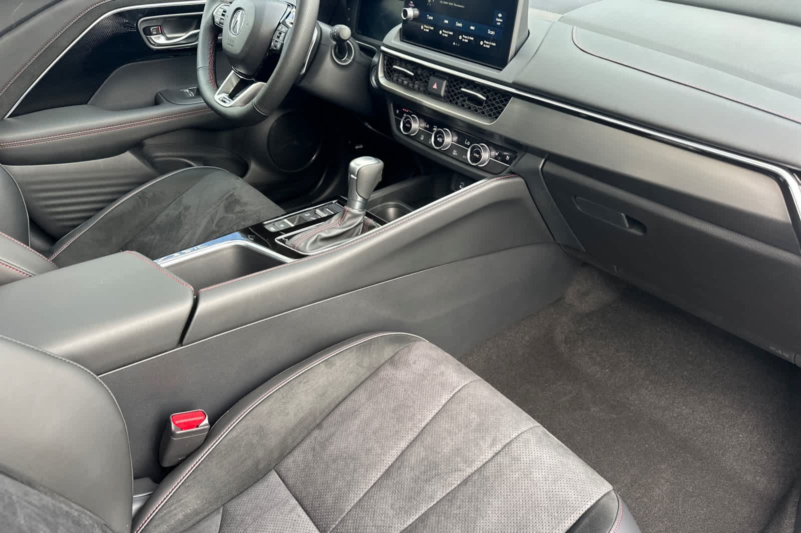Certified 2025 Acura ADX A-Spec AWD/4WD image 15