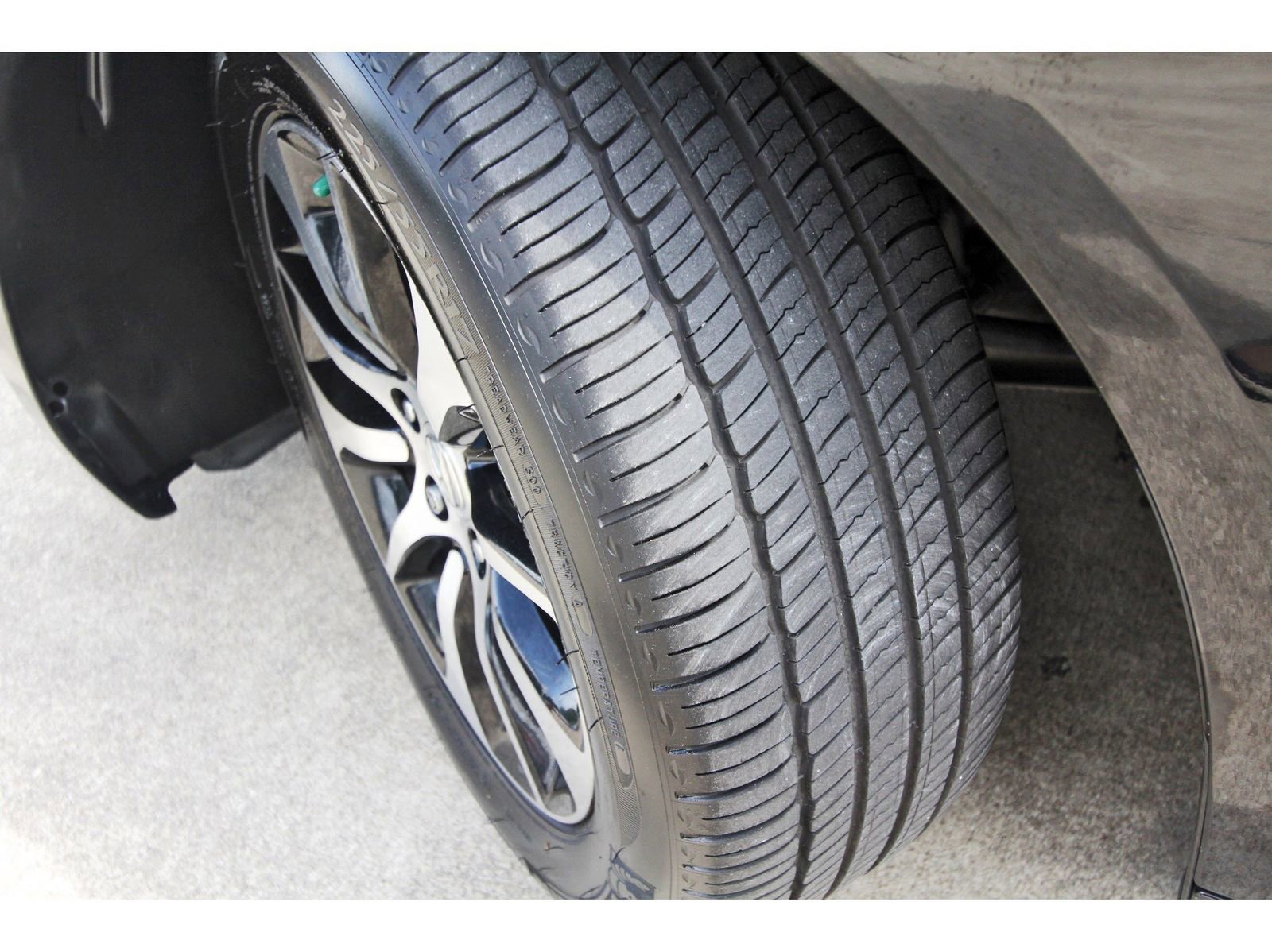 Used 2017 Acura TLX image 32