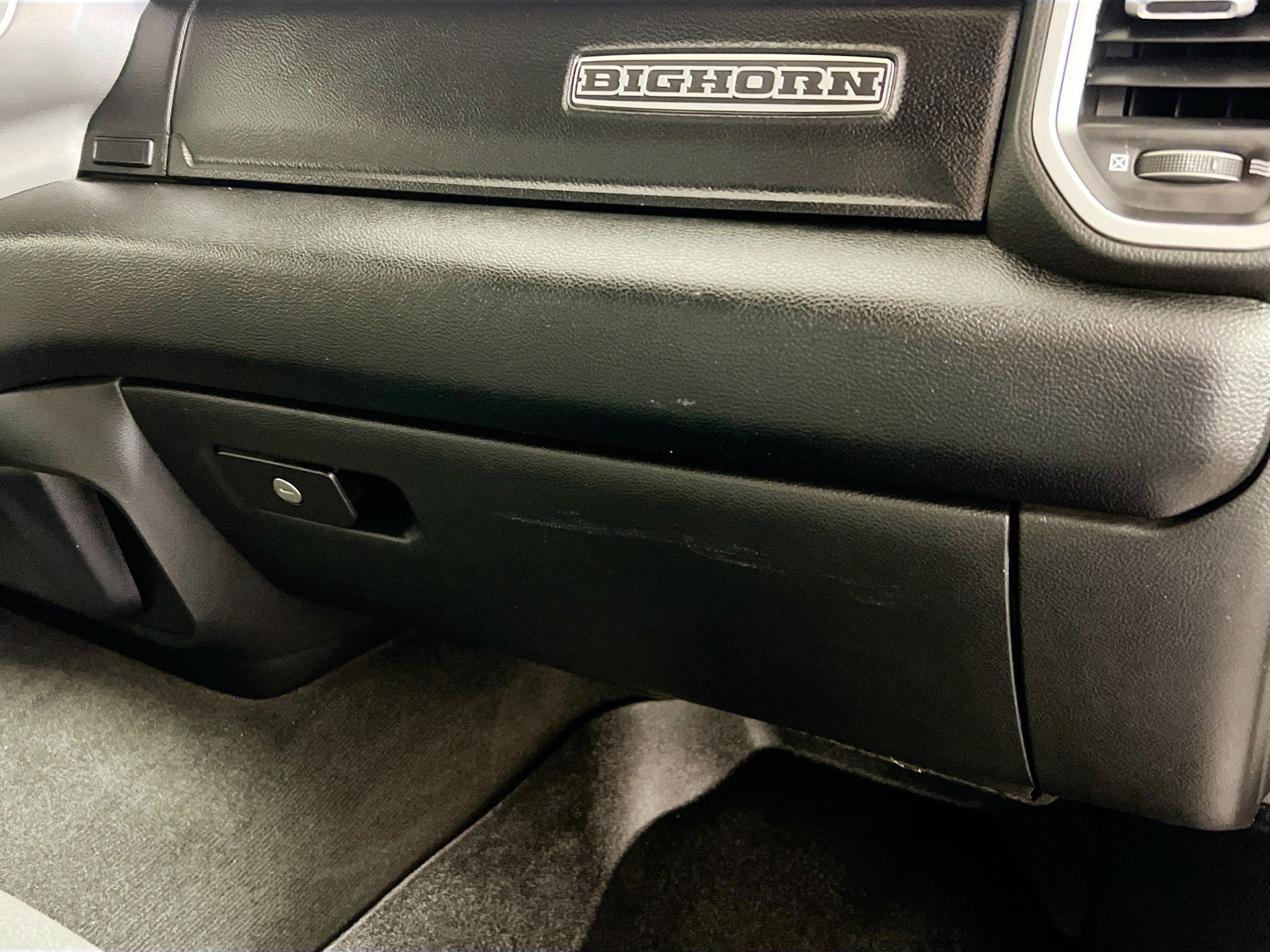 Used 2022 RAM 1500 Big Horn image 32