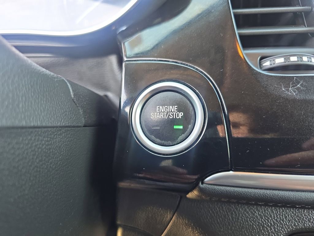Used 2018 Buick Encore Preferred FWD image 18