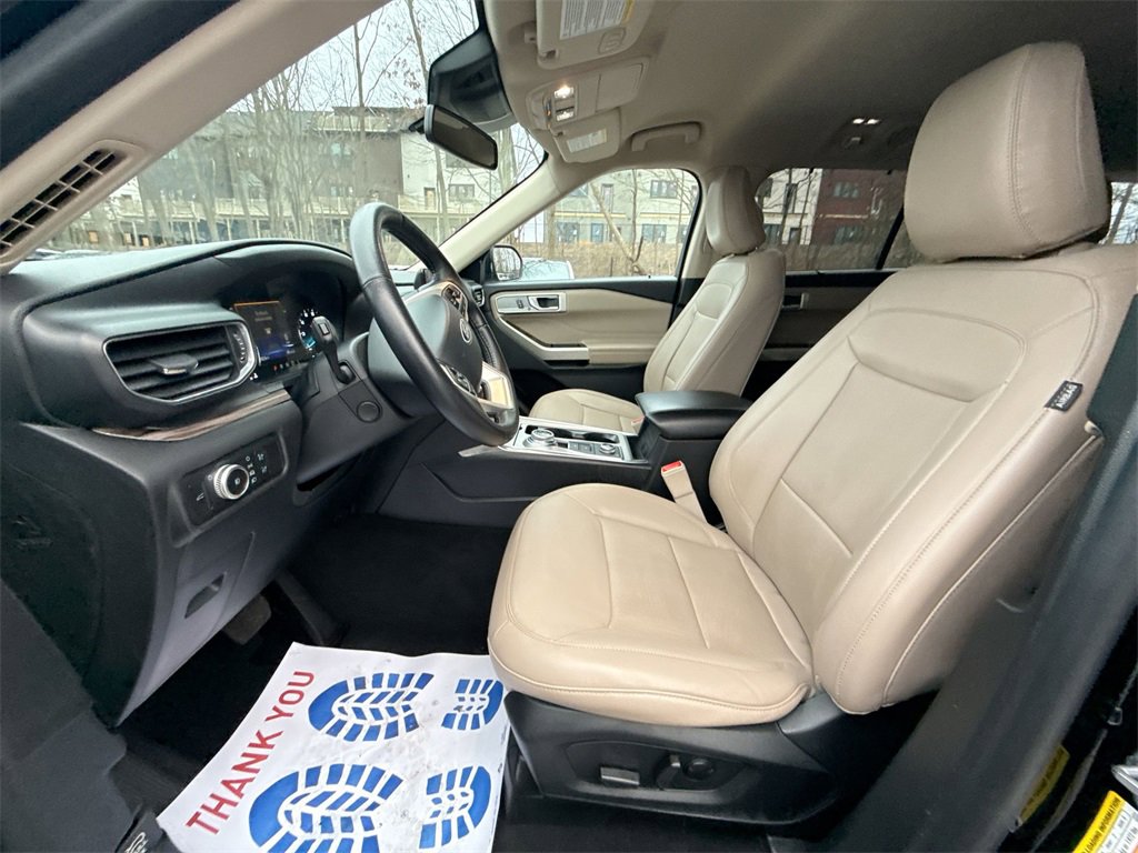 Used 2023 Ford Explorer Limited w/ Equipment Group 301A image 13