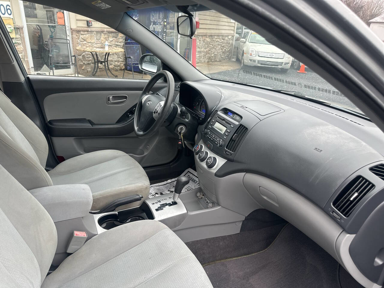 Used 2009 Hyundai Elantra GLS FWD image 11