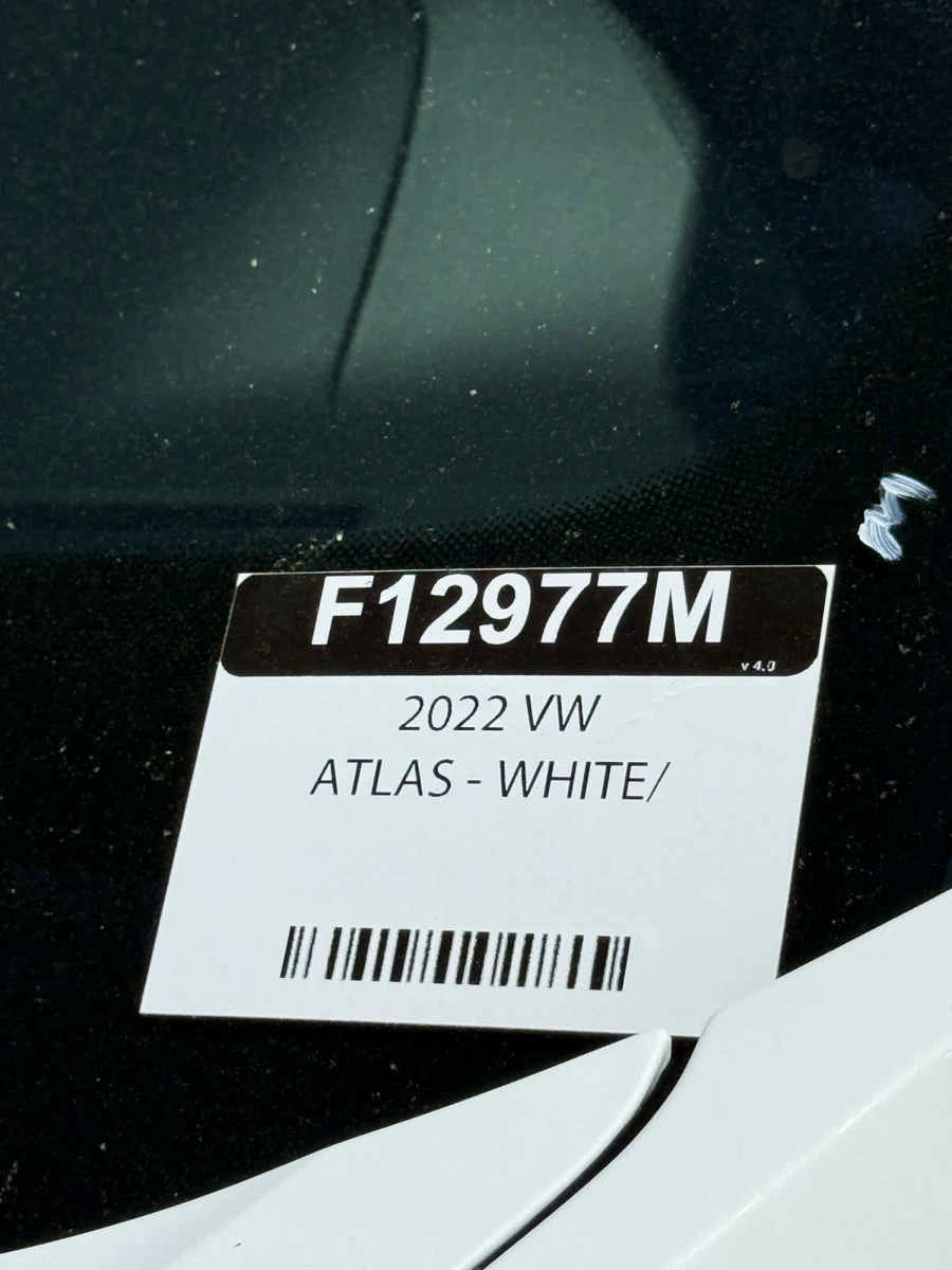 Used 2022 Volkswagen Atlas Cross Sport SEL R-Line image 30