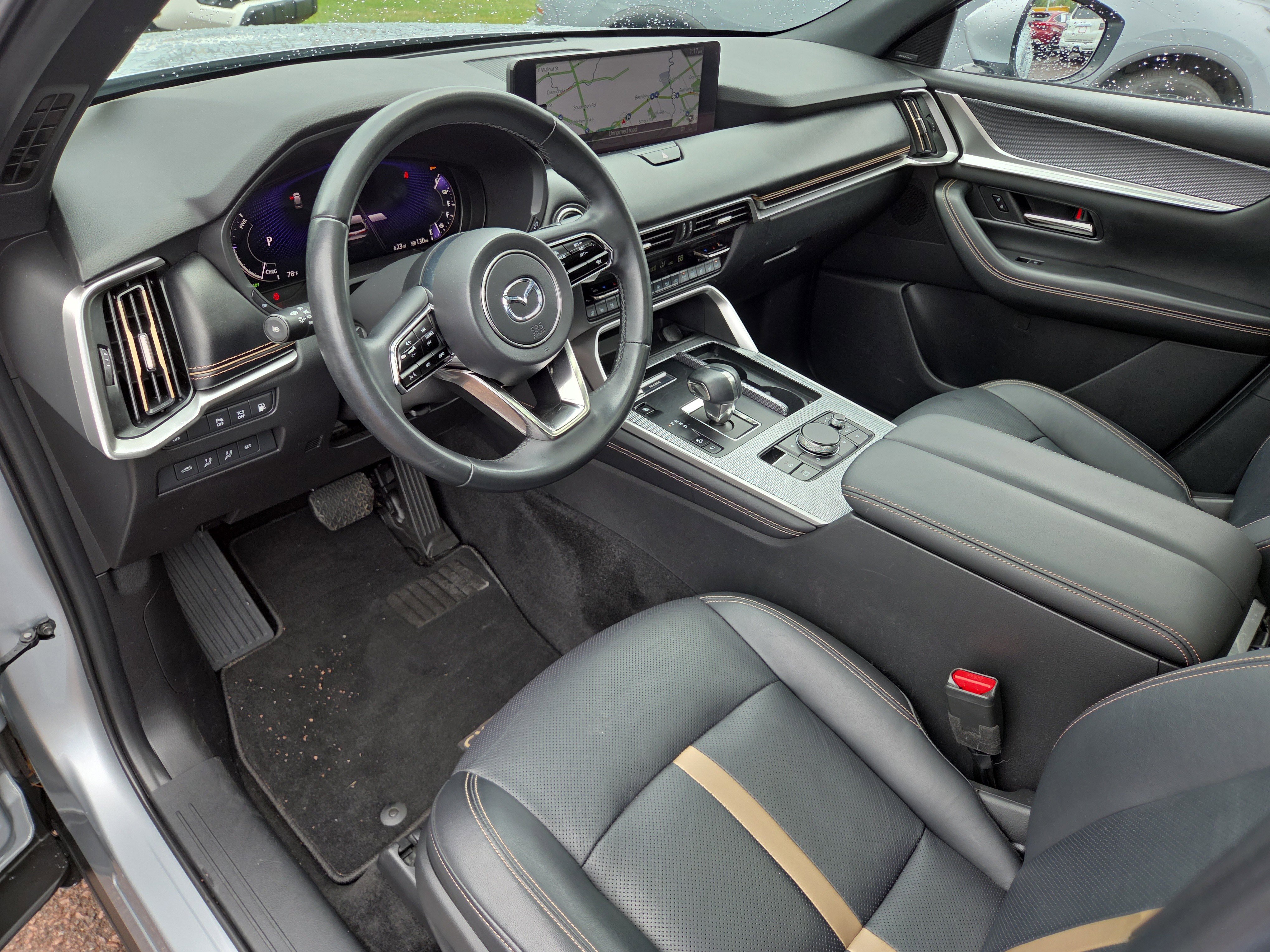 Used 2024 MAZDA CX-90 Plug-In Hybrid w/ Premium Plus image 15