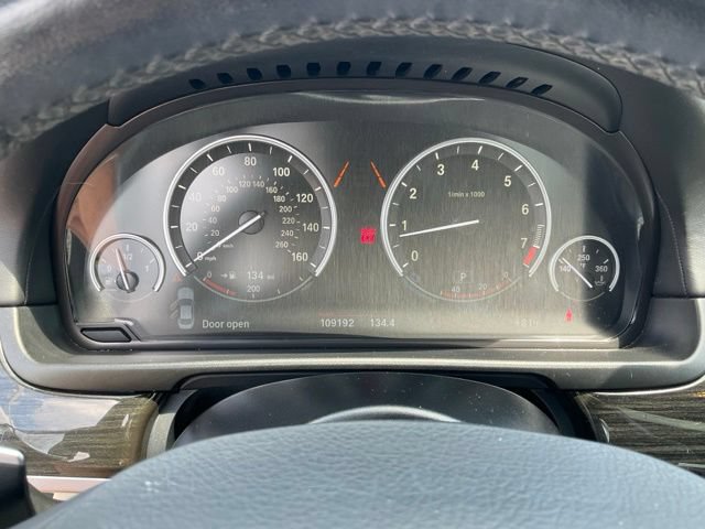 Used 2015 BMW 550i Sedan RWD image 11