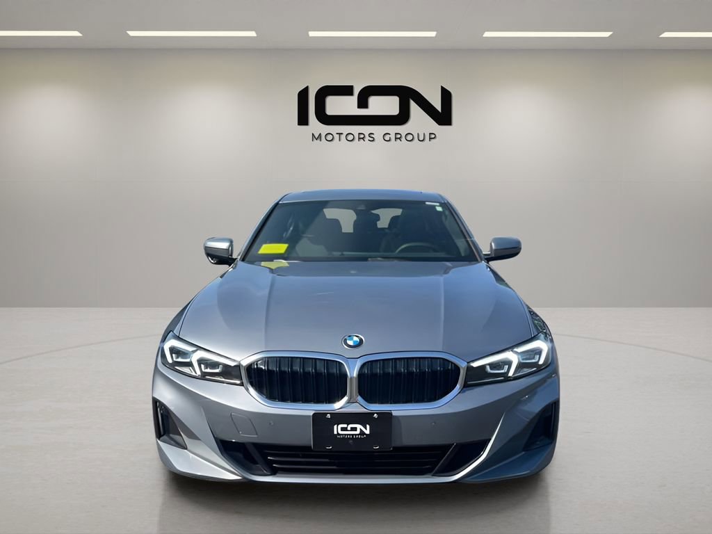 Used 2026 BMW 330i xDrive Sedan AWD/4WD image 8