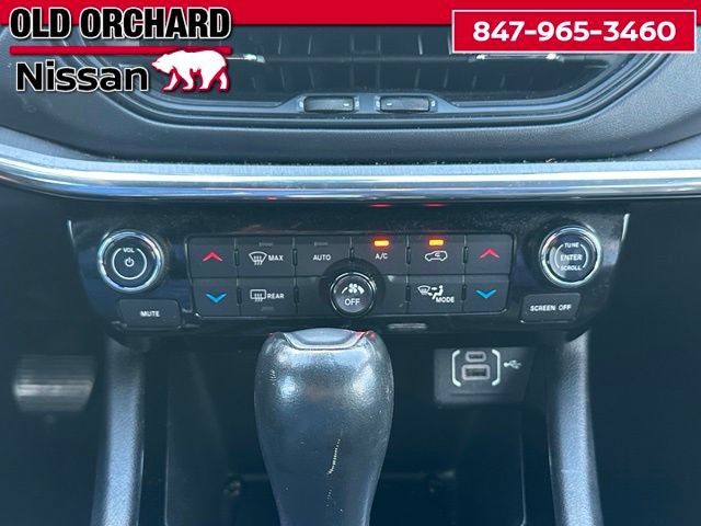 Used 2022 Jeep Compass Limited AWD/4WD image 19