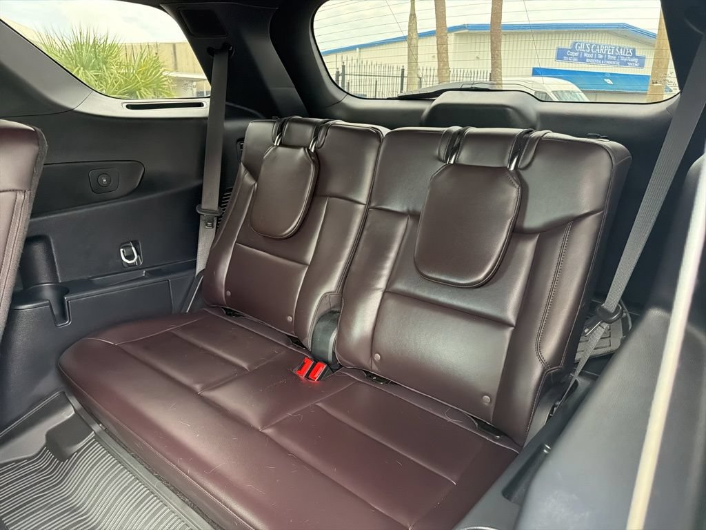 Used 2025 Ford Explorer Platinum w/ Ultimate Package AWD/4WD image 14