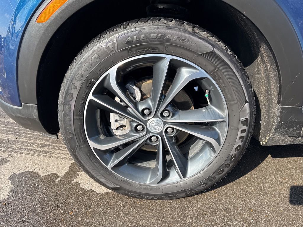 Used 2020 Buick Encore GX Select image 32