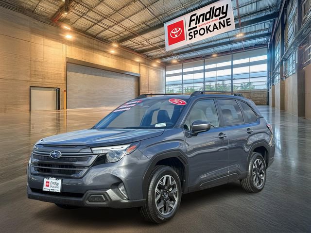 Used 2025 Subaru Forester Premium image 1