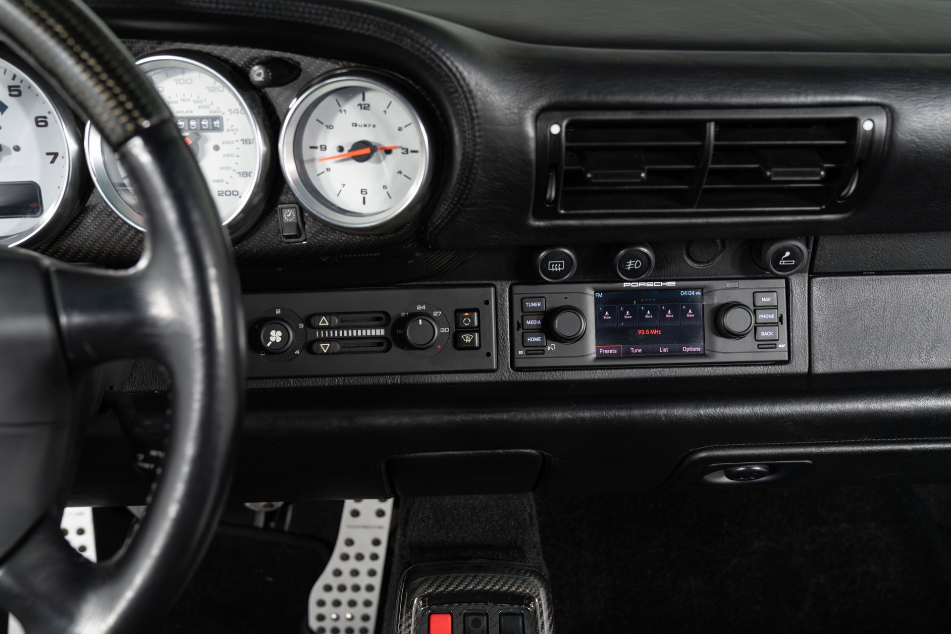 Used 1996 Porsche 911 Turbo RWD image 30