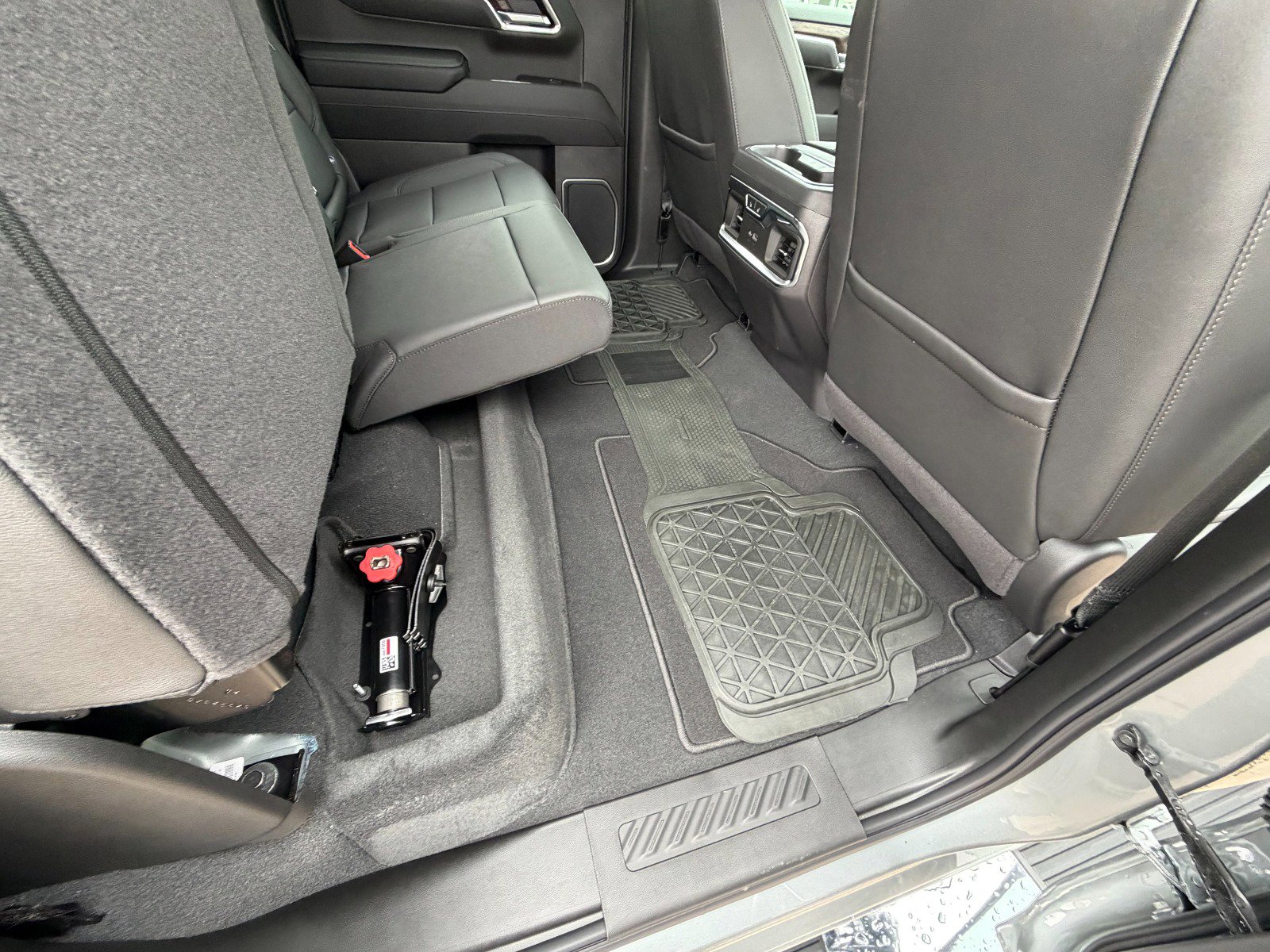 Certified 2025 GMC Sierra 1500 SLT w/ SLT Premium Plus Package image 38