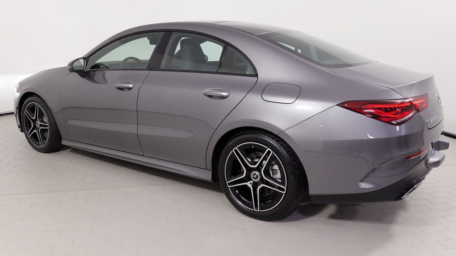 Used 2023 Mercedes-Benz CLA 250 4MATIC image 18