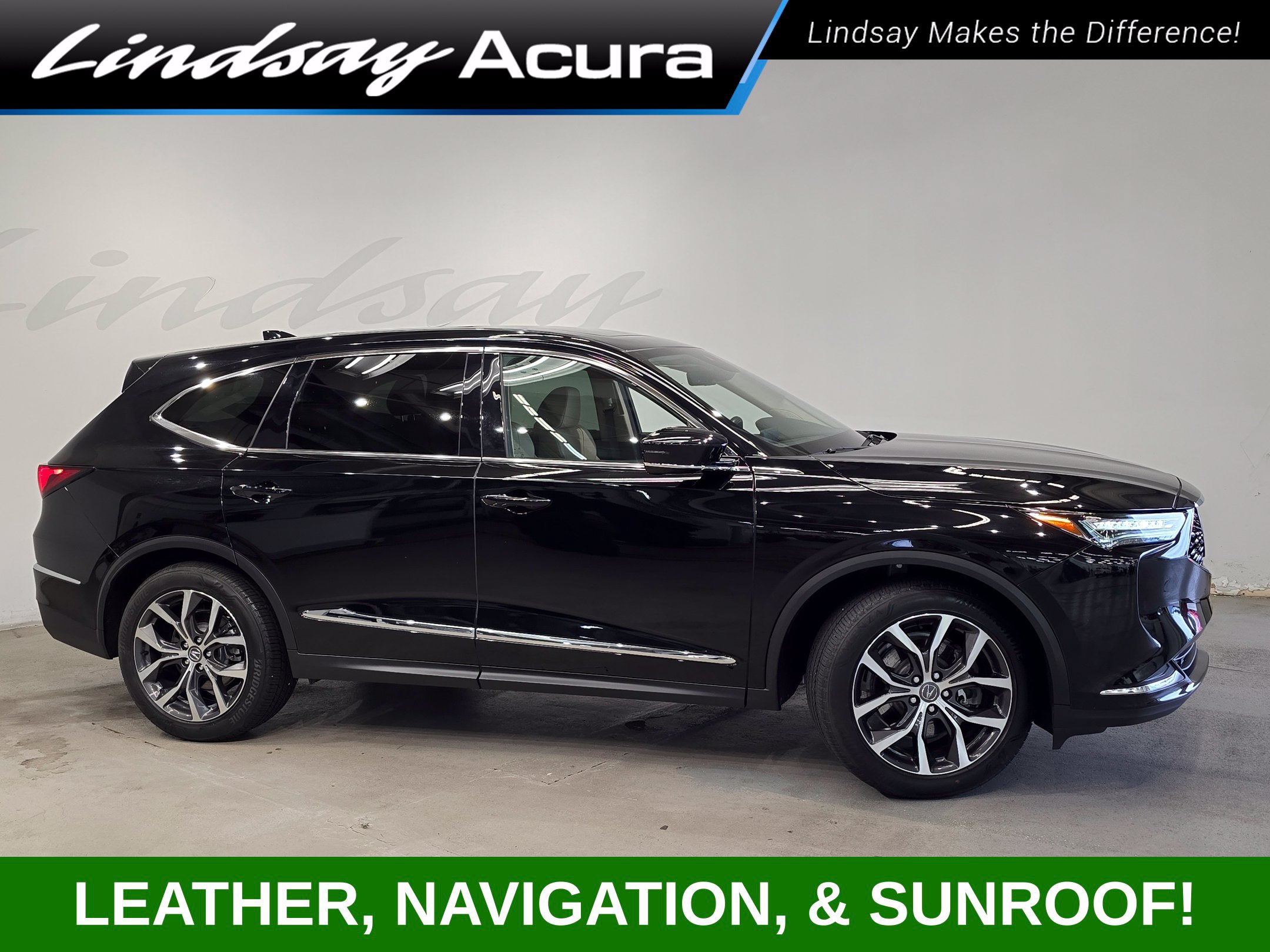 Used 2022 Acura MDX w/ Technology Package AWD/4WD image 3