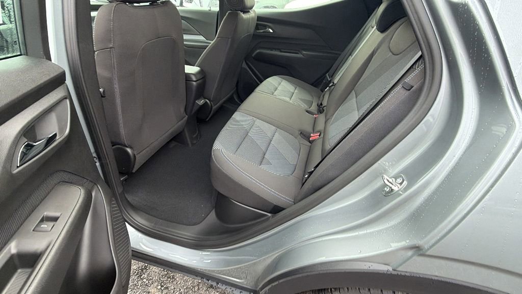 New 2027 Chevrolet Bolt LT w/ Comfort Package image 16