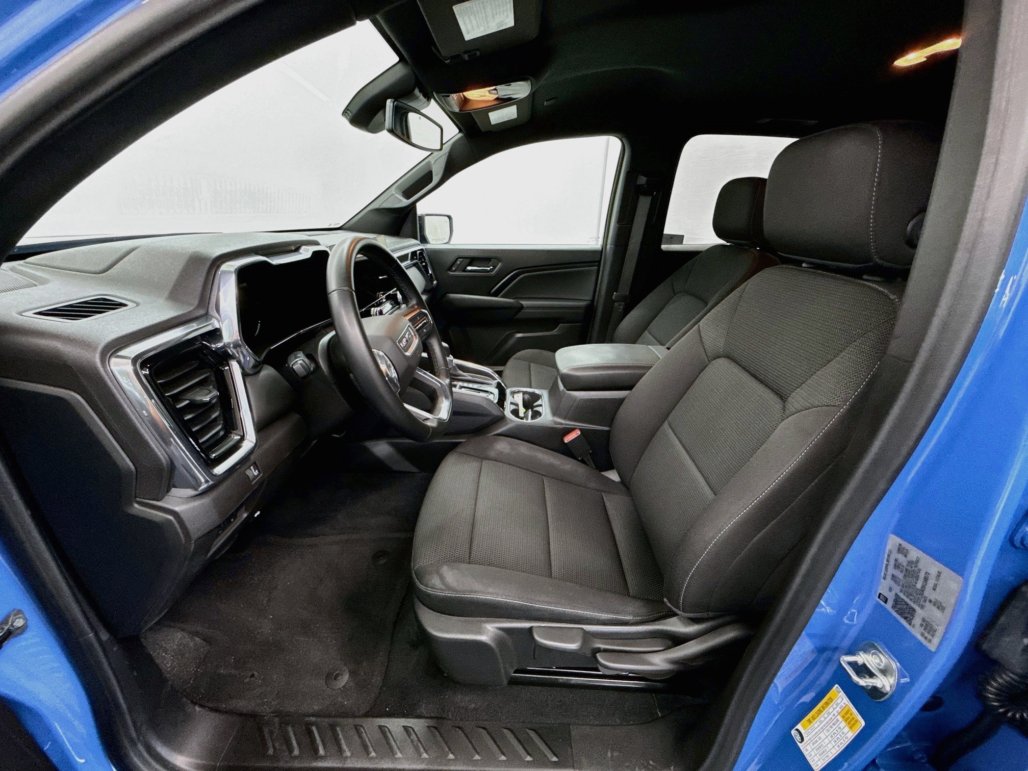 Used 2025 GMC Canyon Elevation w/ Convenience Package RWD image 13