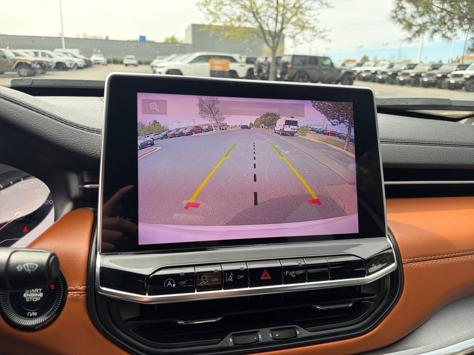 Used 2024 Jeep Compass Limited image 29